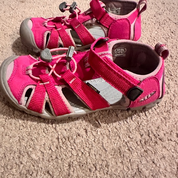 Little Kids' Keen Seacamp II CNX Sz 3 Very Berry / Dawn Pink Sz 1 Barely Worn - Picture 8 of 16